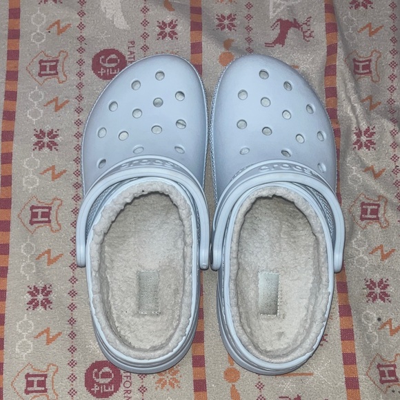 CROCS Sky Blue Fleece-Lined Slippers - Picture 1 of 5